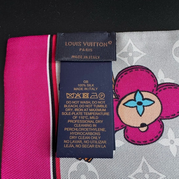 Brand NEW Louis Vuitton Silk Monogram Bandeau Vivienne Scarf, M77931 - Picture 5 of 5